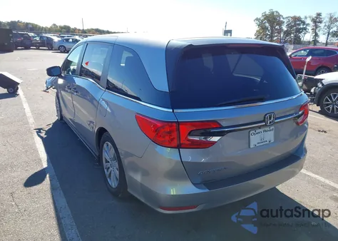 2022 Honda Odyssey Lx z USA, uszkodzony, nr VIN 5FNRL6H29NB009148